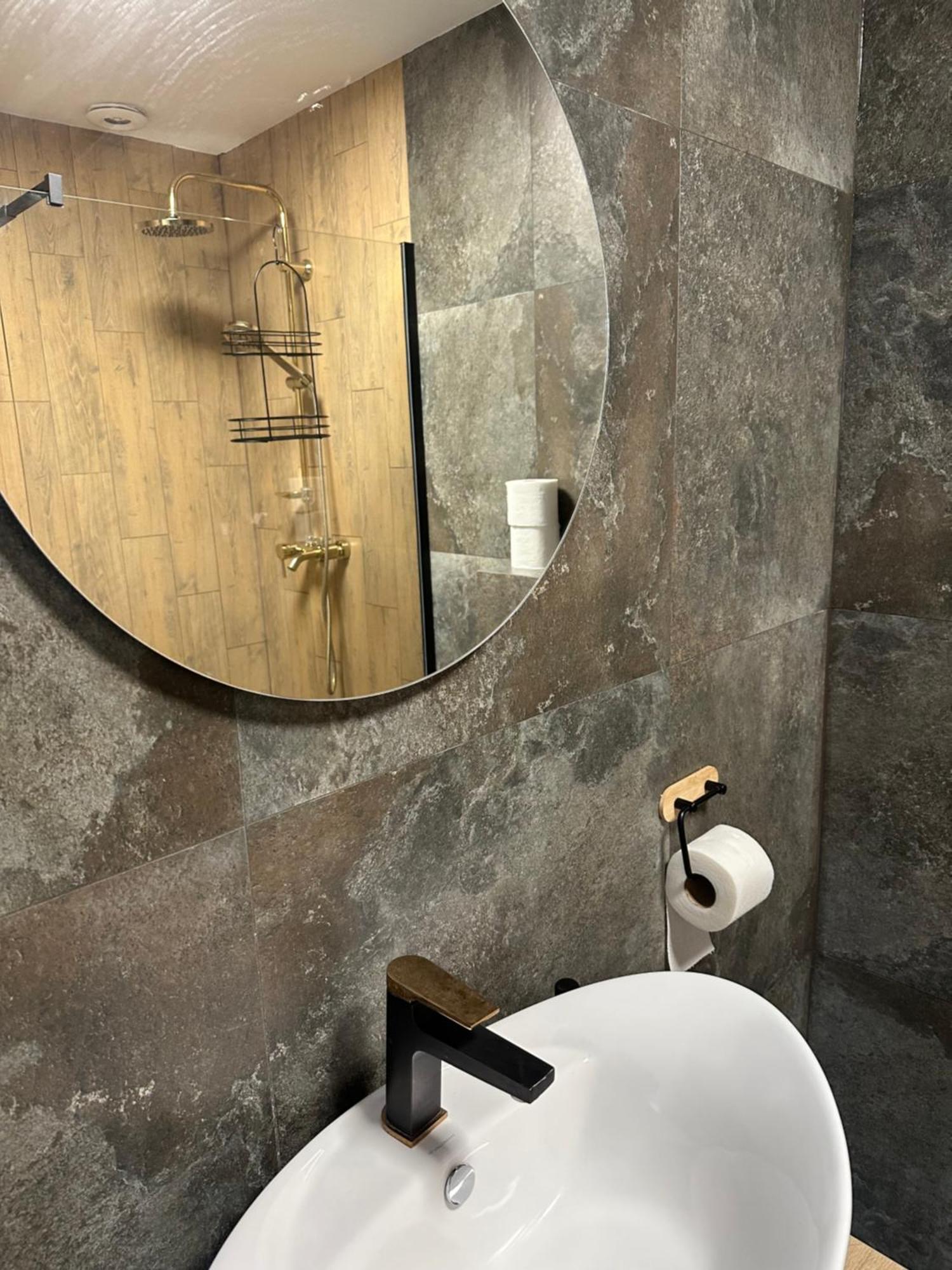 Apartamenty Czerwona Stodola โควอตสโก ภายนอก รูปภาพ